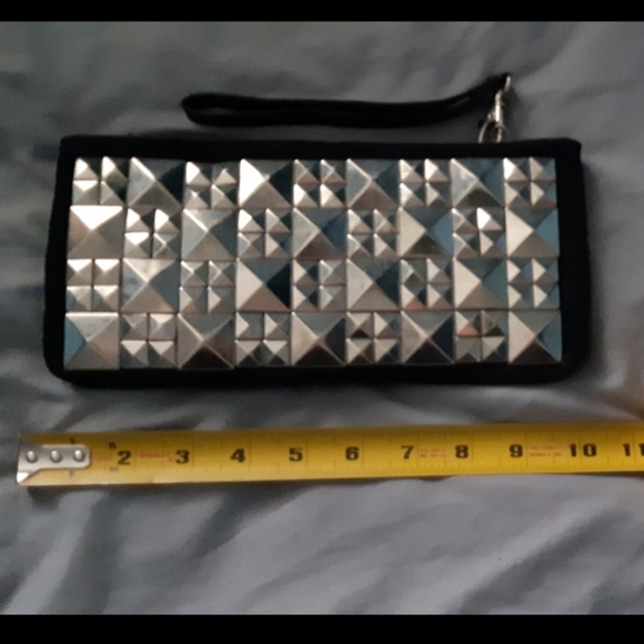 Rocker Stud Party Clutch w/ wristlet attachment - Picture 4 of 5